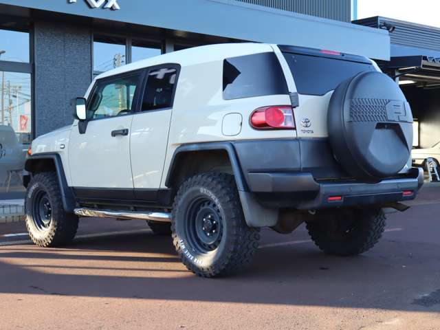 Toyota FJ Cruiser 7