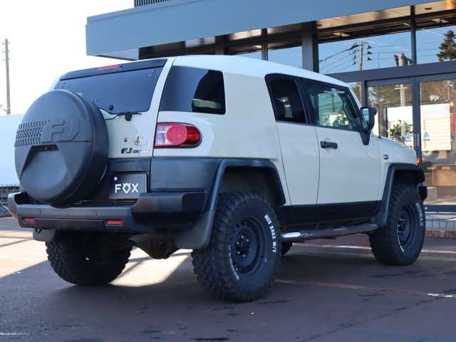 Toyota FJ Cruiser 9