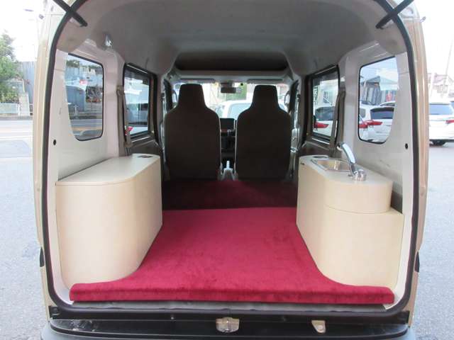 Nissan NV100 Clipper 4
