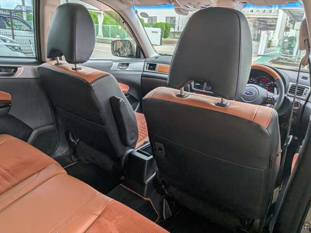 Subaru Exiga Crossover7 12