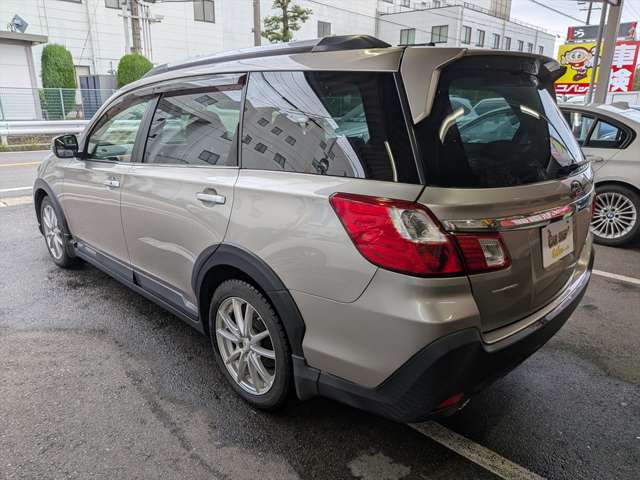 Subaru Exiga Crossover7 4