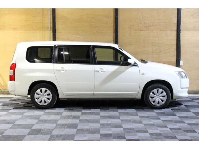 Toyota Probox Van 10
