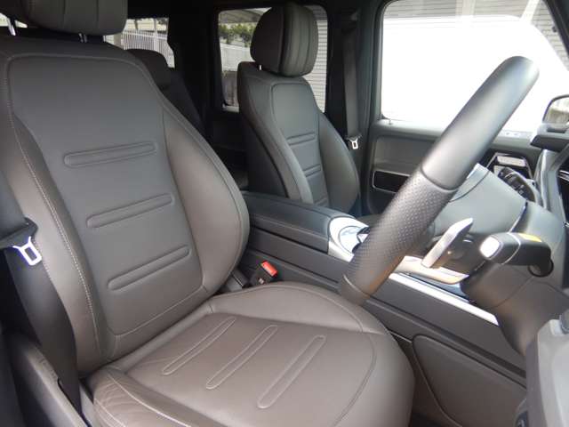 Mercedes-Benz G-Class 10