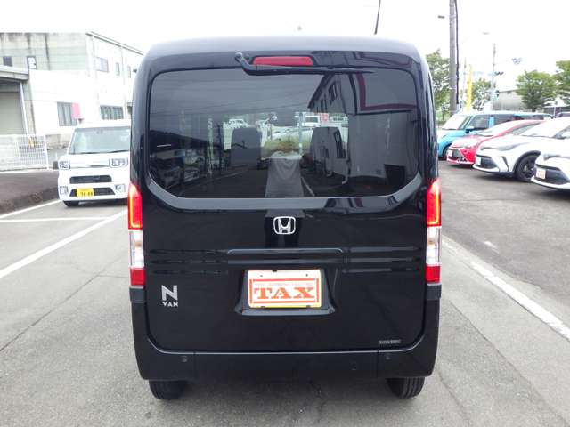 Honda N-VAN 12