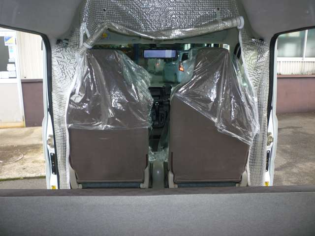 Nissan NV100 Clipper 12