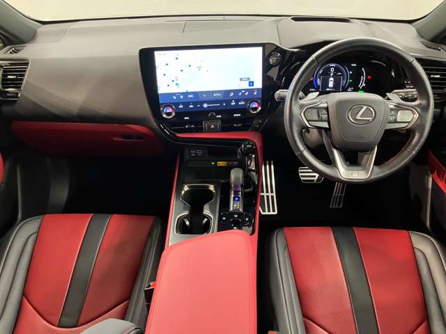 Lexus NX 7