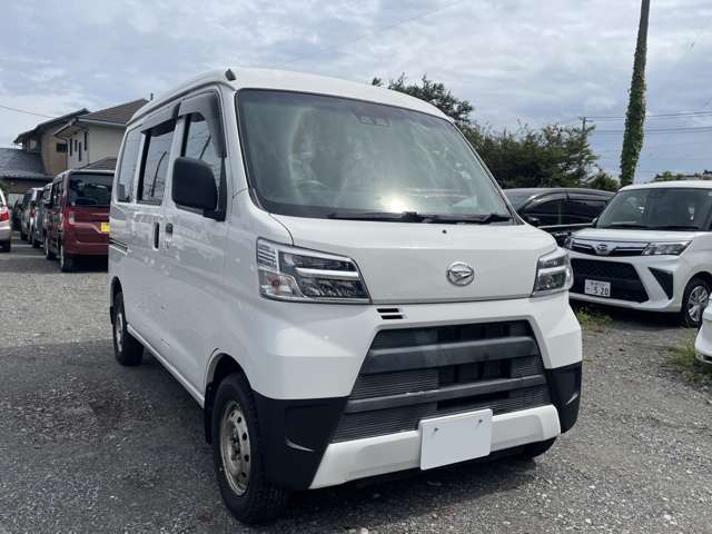 Daihatsu Hijet Cargo 9