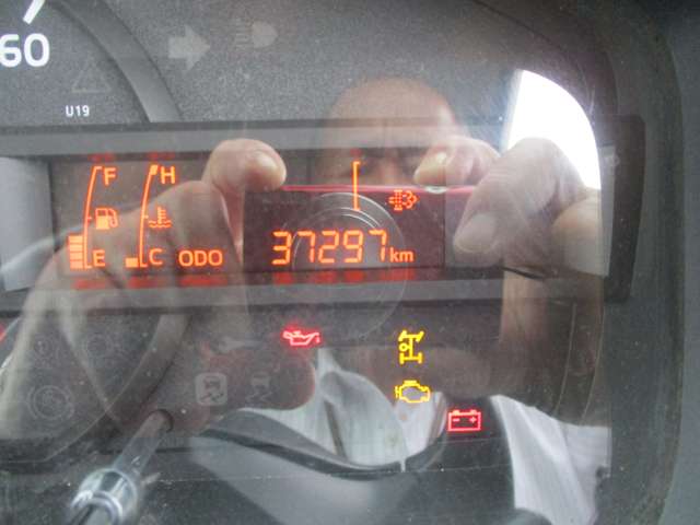 Hino Dutro 9