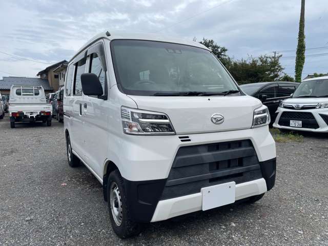 Daihatsu Hijet Cargo 9