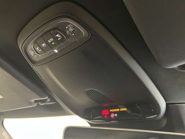 Volvo V40 Cross Country 12