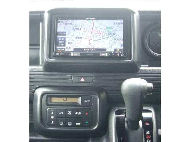 Honda N-VAN 10