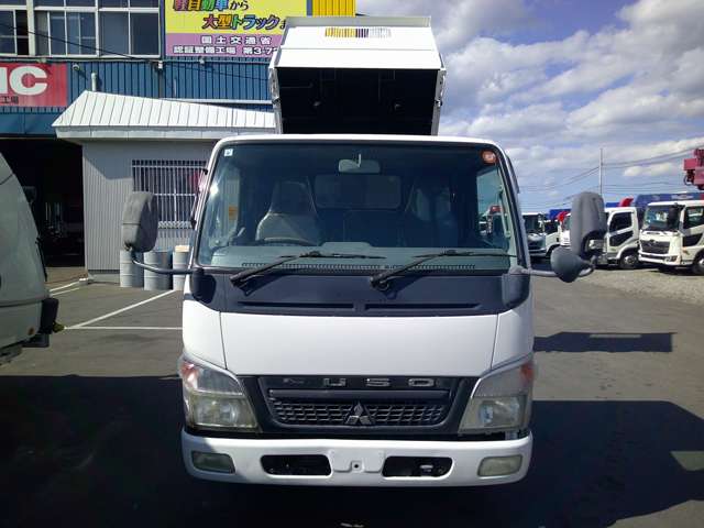 Mitsubishi Fuso Canter 2