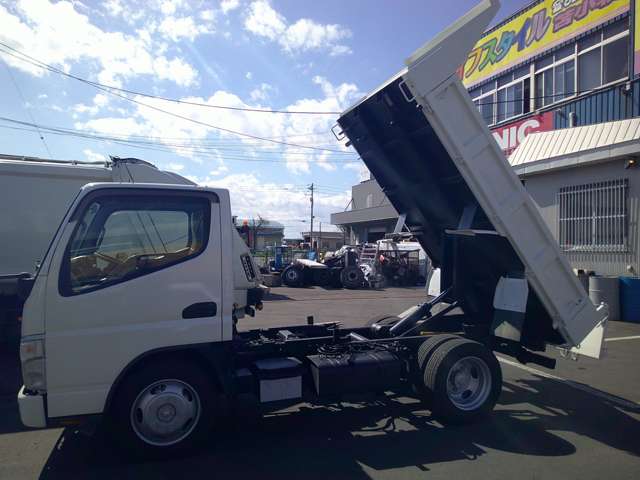 Mitsubishi Fuso Canter 4