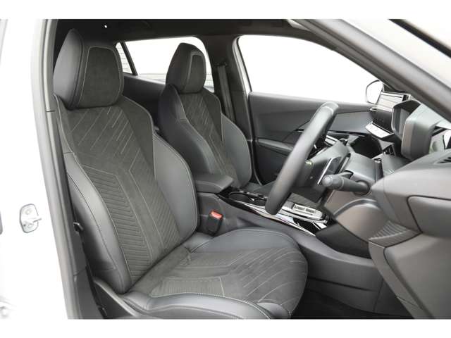 Peugeot SUV 2008 10