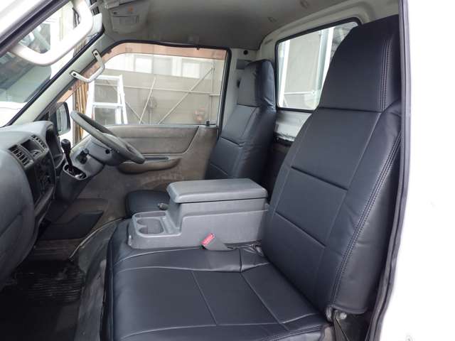 Mazda Bongo Truck 11