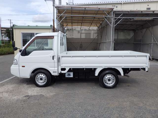 Mazda Bongo Truck 3