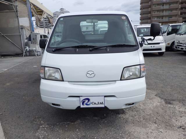 Mazda Bongo Truck 4
