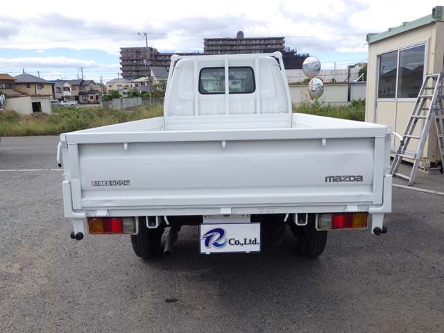 Mazda Bongo Truck 5
