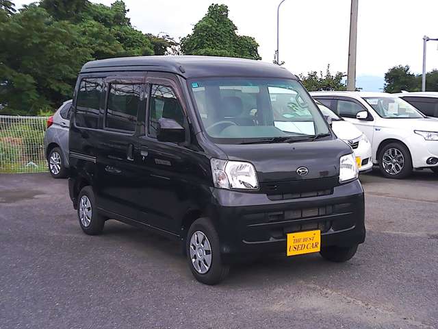 Daihatsu Hijet Cargo 3