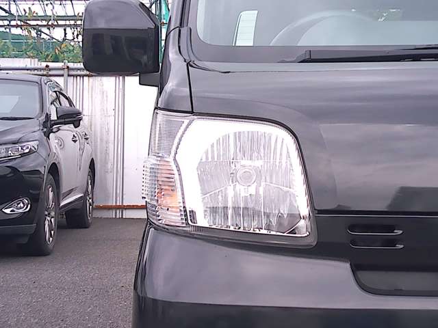 Daihatsu Hijet Cargo 5