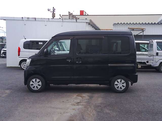 Daihatsu Hijet Cargo 8