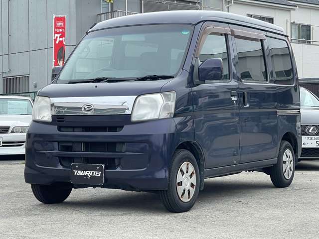 Daihatsu Hijet Cargo 6