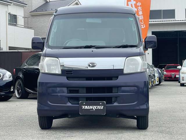Daihatsu Hijet Cargo 7