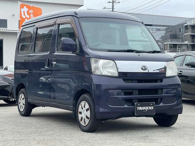Daihatsu Hijet Cargo 8