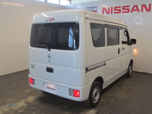 Nissan NV100 Clipper 2