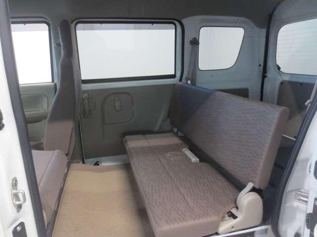 Nissan NV100 Clipper 7