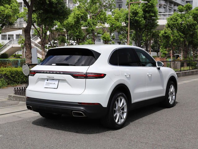 Porsche Cayenne 7