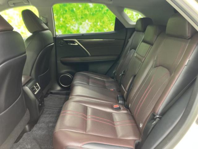Lexus RX 9