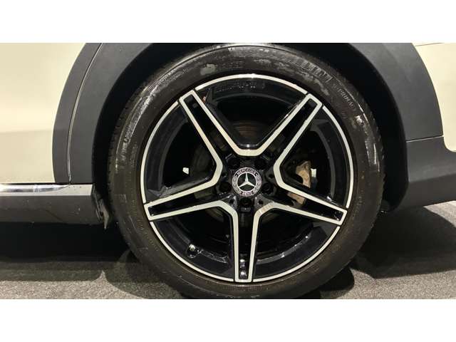 Mercedes-Benz E-Class All-Terrain 6
