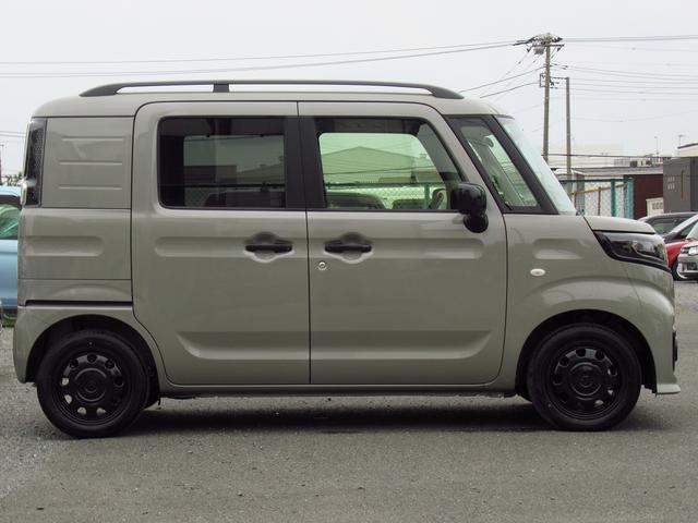 Suzuki Spacia Base 3