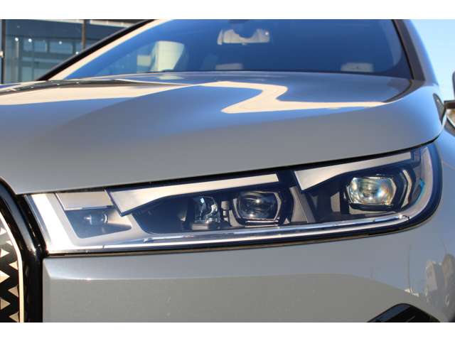 BMW iX 6