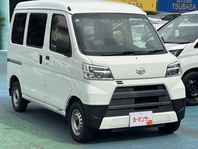 Daihatsu Hijet Cargo 4