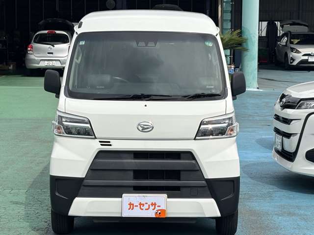 Daihatsu Hijet Cargo 5