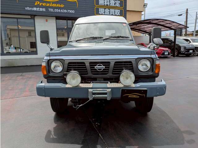 Nissan Safari 2