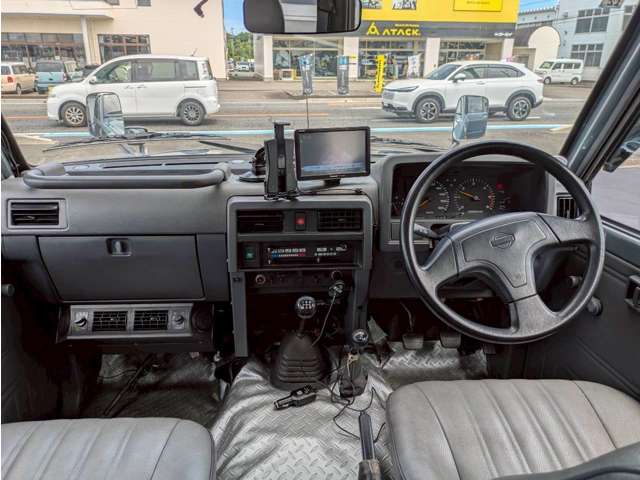 Nissan Safari 9