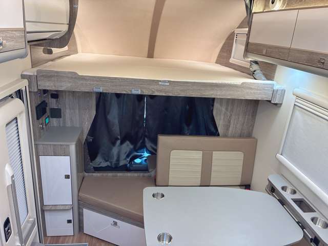 Toyota Camroad 7