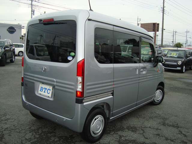 Honda N-VAN 9
