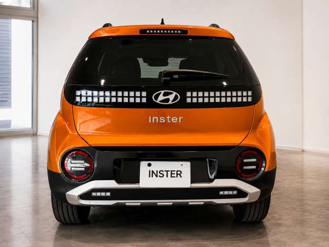 Hyundai インスター 11