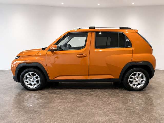Hyundai インスター 9