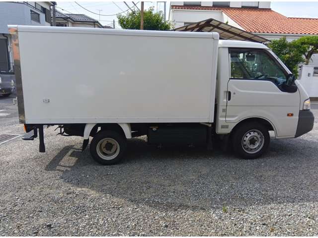 Mazda Bongo Truck 7