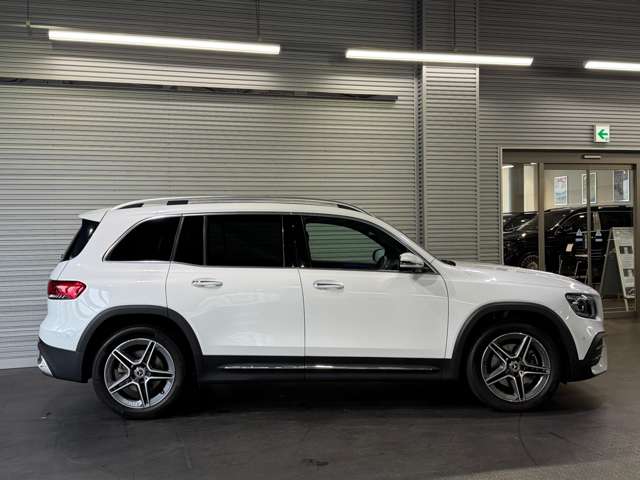 Mercedes-Benz GLB 6