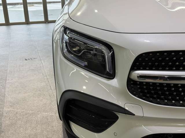 Mercedes-Benz GLB 7
