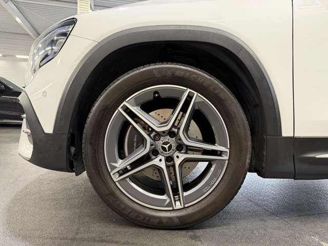 Mercedes-Benz GLB 10