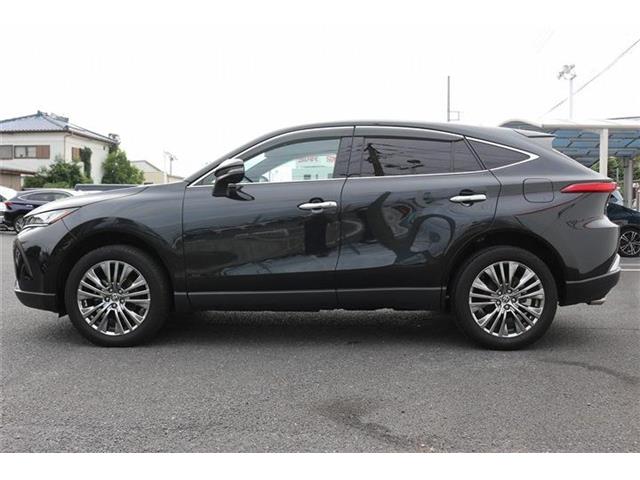 Toyota Harrier 11