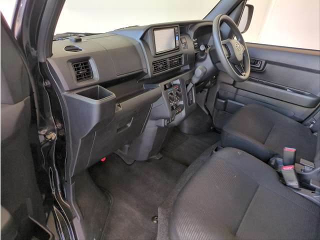 Toyota Pixis Van 8