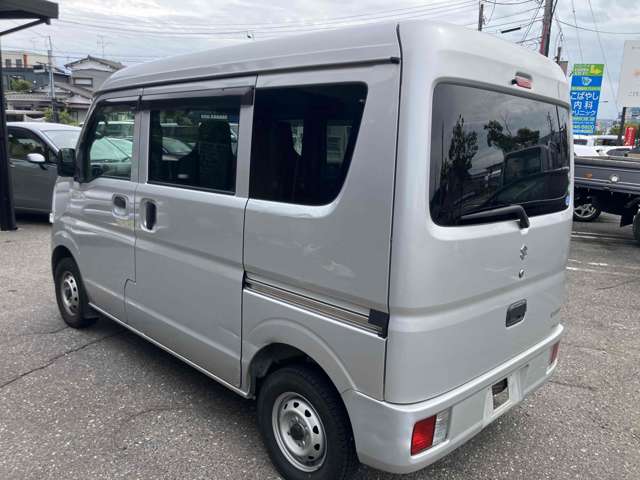 Suzuki Every 11
